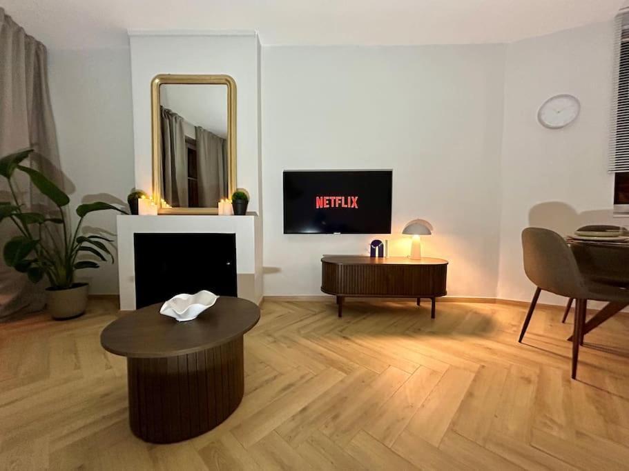 Hotel Metz Mon Amour, Un Sejour A 200M De La Cathedrale ! Classe 3 Etoiles ! 外观 照片